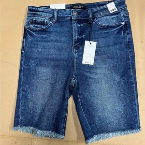 Judy Blue high waisted shorts women’s size large NWT